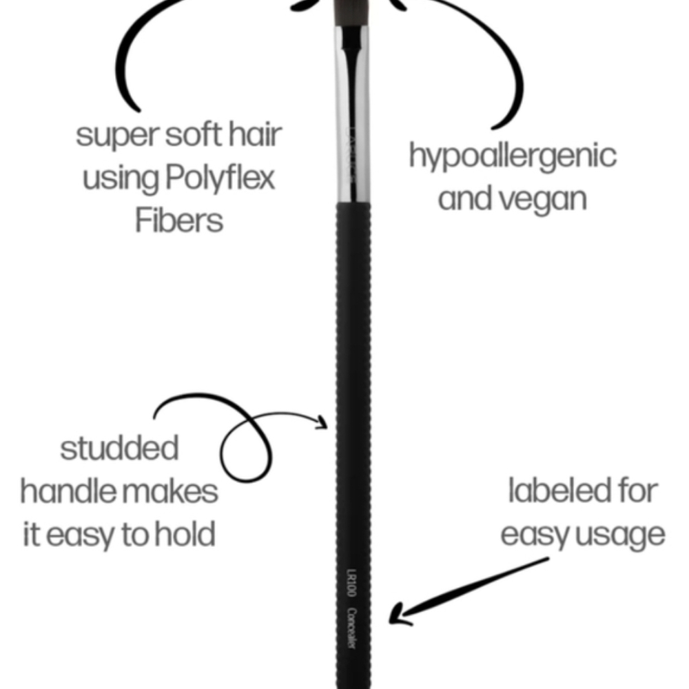 2/$25 Laruce Make Up Brush - Picture 3 of 6